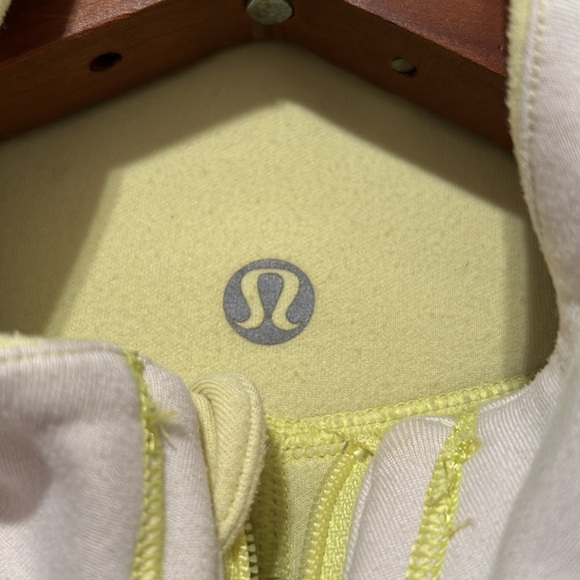 Lululemon Run: U-Turn Reversible Butter Yellow Cream Grey Blue 1/4 Zip Pullover - Picture 12 of 15